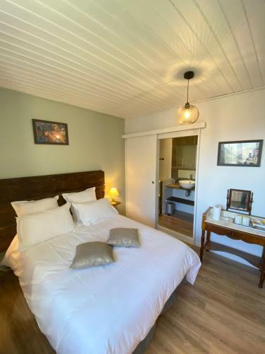 Hostal Au Pont D?olt