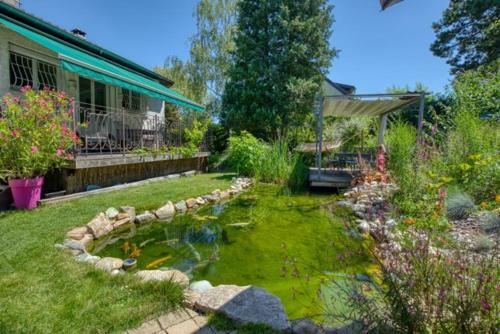 Bed & Breakfast S�r�nit� Aquatique