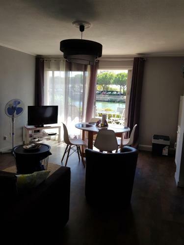 Apartamentos Marina Village