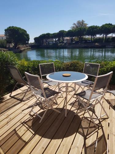 Apartamentos Marina Village