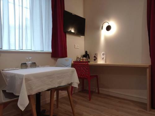 Hotel La B�tisse Du Velay