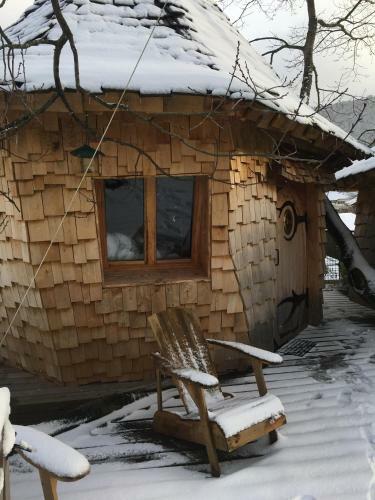 Hostal Parth�nope - Les Cabanes Du Ch�ne Rouvre