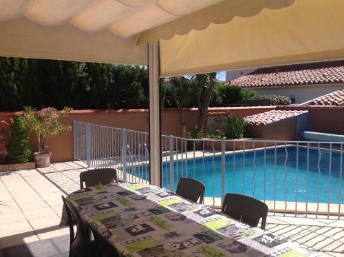 Villa Avec Piscine Chauffee Securisee 500m Mer