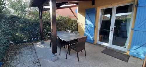 Les Marines 2 - Villa En R�sidence Avec Piscine � 2 Pas de La Plage