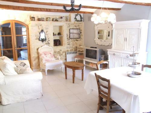 Bed & Breakfast La Vo�te De Lapparan