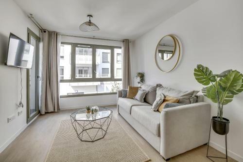 Apartamento Superbe Appartement Avec Balcon Et Parking Proche Paris