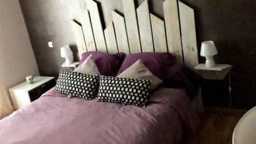 Bed & Breakfast Chambre Et Table D Hotes Chez Dom