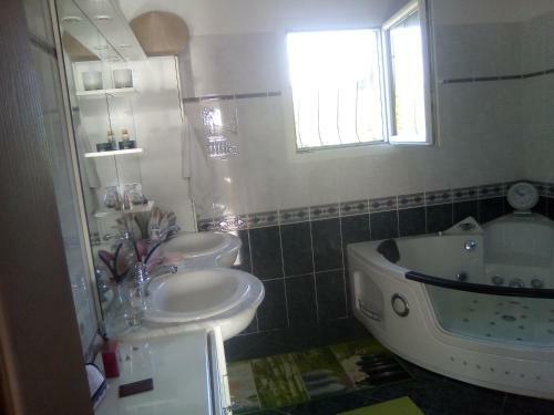 Bed & Breakfast Les Roses Tr�mi�res