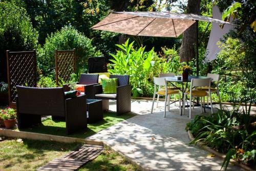 Mirguet Au Jardin