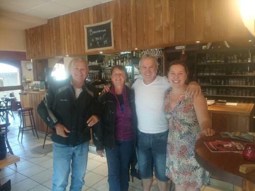 Hostal Le Grand Chatelard H�tel Bar Restaurant