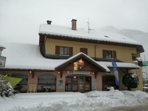 Hostal Le Grand Chatelard H�tel Bar Restaurant