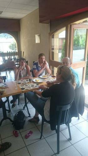 Hostal Le Grand Chatelard H�tel Bar Restaurant
