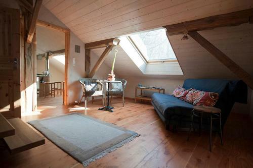 Bed & Breakfast Pas De Deux