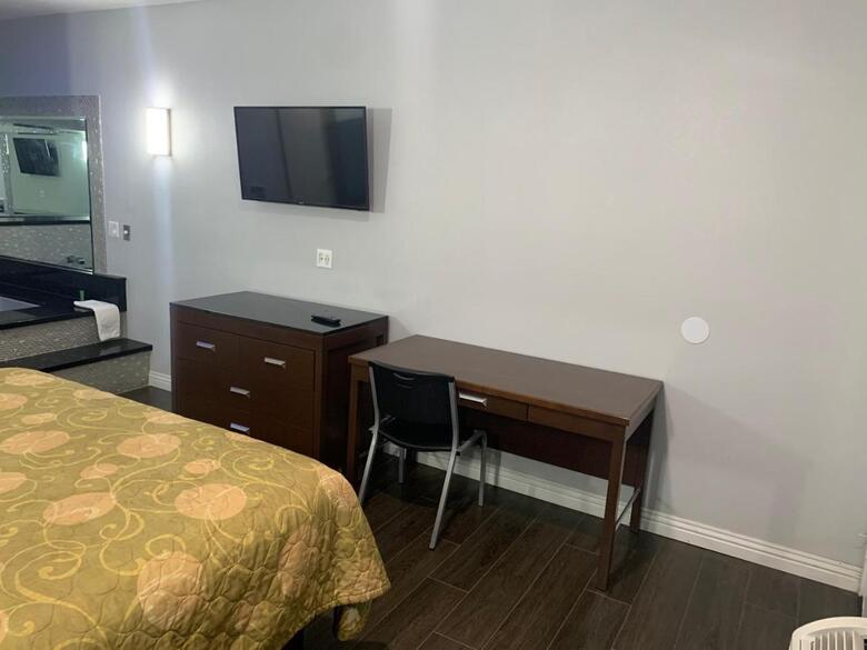 Motel Crescent Inn