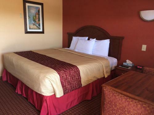Motel Dequeen Courtyard Inn