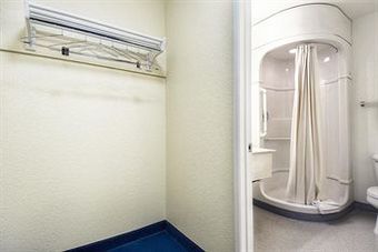 Motel 6 Fontana