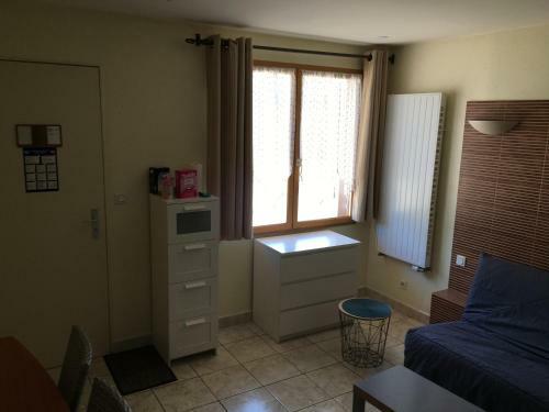Apartamento Studio Meubl� 19 M2 Au Rdc Avec Wifi + Clim+parking