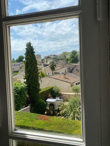Hostal Logis Des Jurats