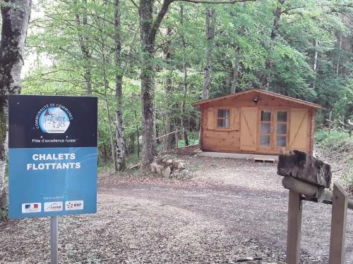 Les Chalets Flottants Des Planquettes