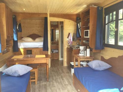 Le Hameau Des Grilles