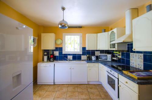Grande Villa R�cente � Sainte Maxime - Golfe De Saint Tropez