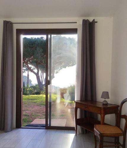 Bed & Breakfast Chambres D'h�tes Vue Mer Mer � 2 Min � Pied