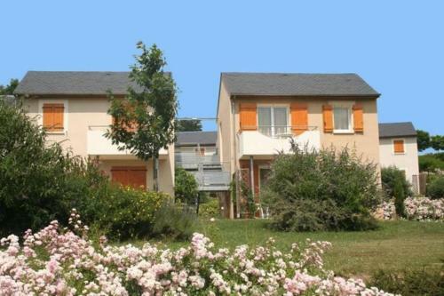 Apartamento T3 Duplex, Piscines Chauff�es Et Tourisme Vert