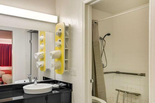 Motel 6 Fayetteville