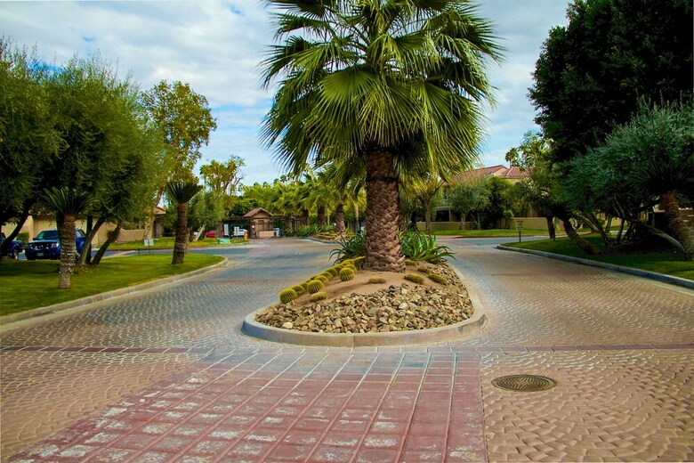 Hotel The Oasis Resort