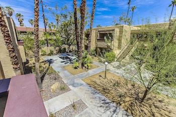 Aparthotel Desert Vacation Villas