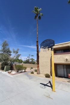Aparthotel Desert Vacation Villas