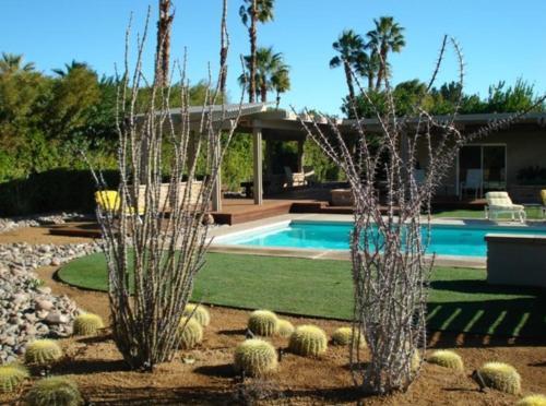 Amazing Palm Springs Home By Reynen Luxury Home