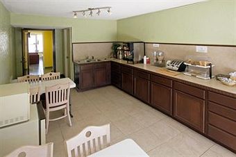 Motel Americas Best Value Inn - Irondale