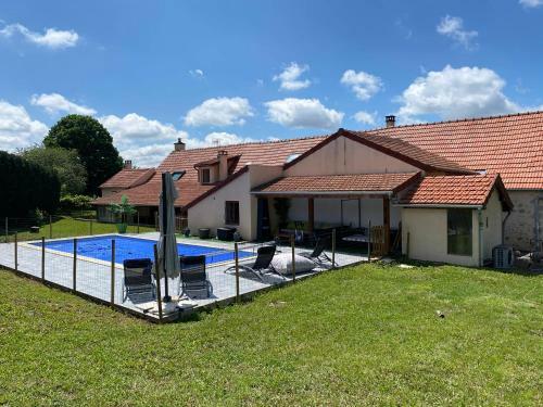 Bed & Breakfast Maison Piscine Et Jacuzzi