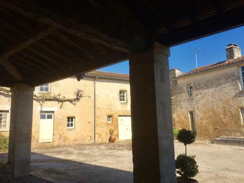 Bed & Breakfast Logis De La Touche