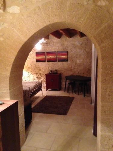 Hostal Chambre Maison En Pierre Jacuzzi