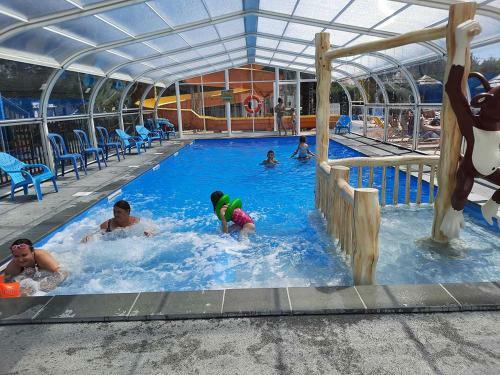 Camping L?or�e Des Pins **** - Maeva