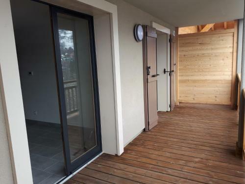Apartamentos La Ressource De L'eau Des Cimes