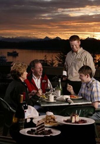 Hotel Glacier Bay Lodge