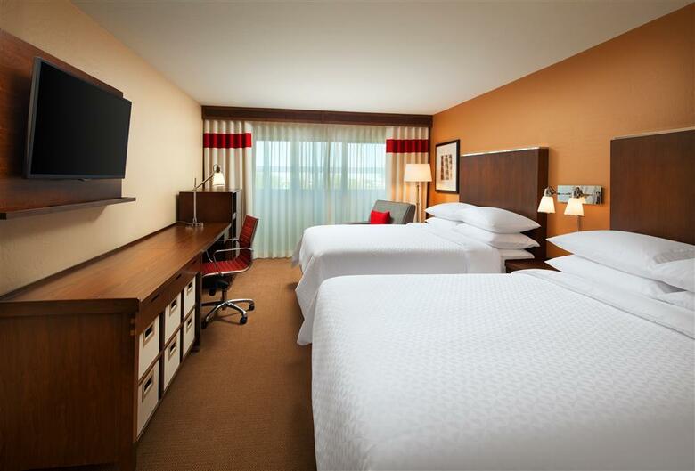 Hotel Four Points By Sheraton Phoenix South Mountain