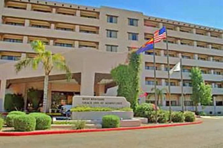 Hotel Four Points By Sheraton Phoenix South Mountain