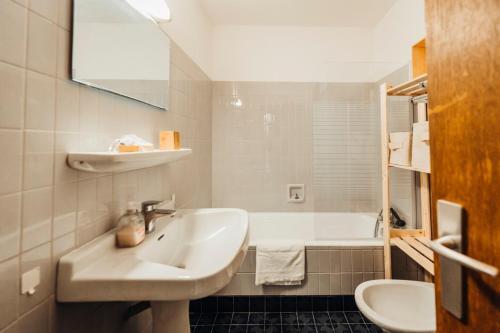 Furnished Apartment In A Quiet Area With A Balcony & Panoramic Views