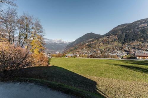 Furnished Apartment In A Quiet Area With A Balcony & Panoramic Views