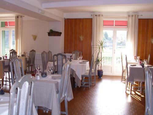 Hotel Logis La Corniche Des Cevennes