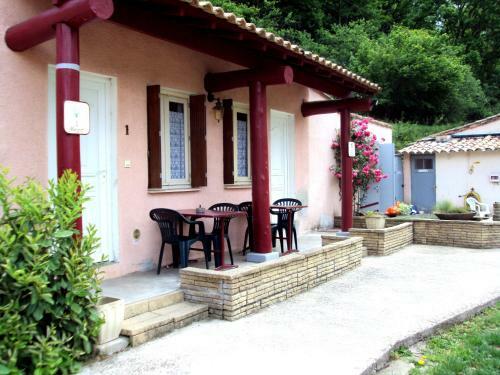 Hotel Logis La Corniche Des Cevennes
