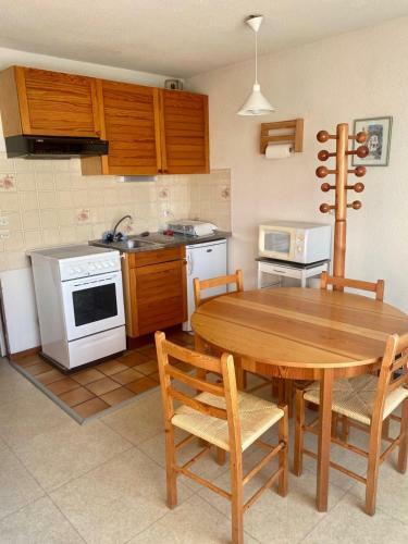 Apartamento Bright Studio With Balcony And Nice View