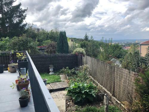 Apartamento Calme, R�nov� Et Proche Du Centre Ville