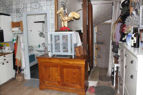 Hostal Avenue Du Ch�teau