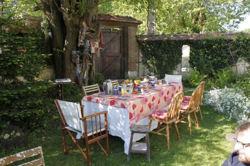 Hostal Avenue Du Ch�teau