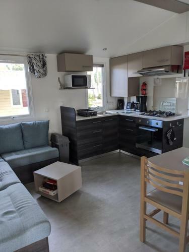 Le Jasmin " Camping Les Dunes de Contis " St Julien En Born